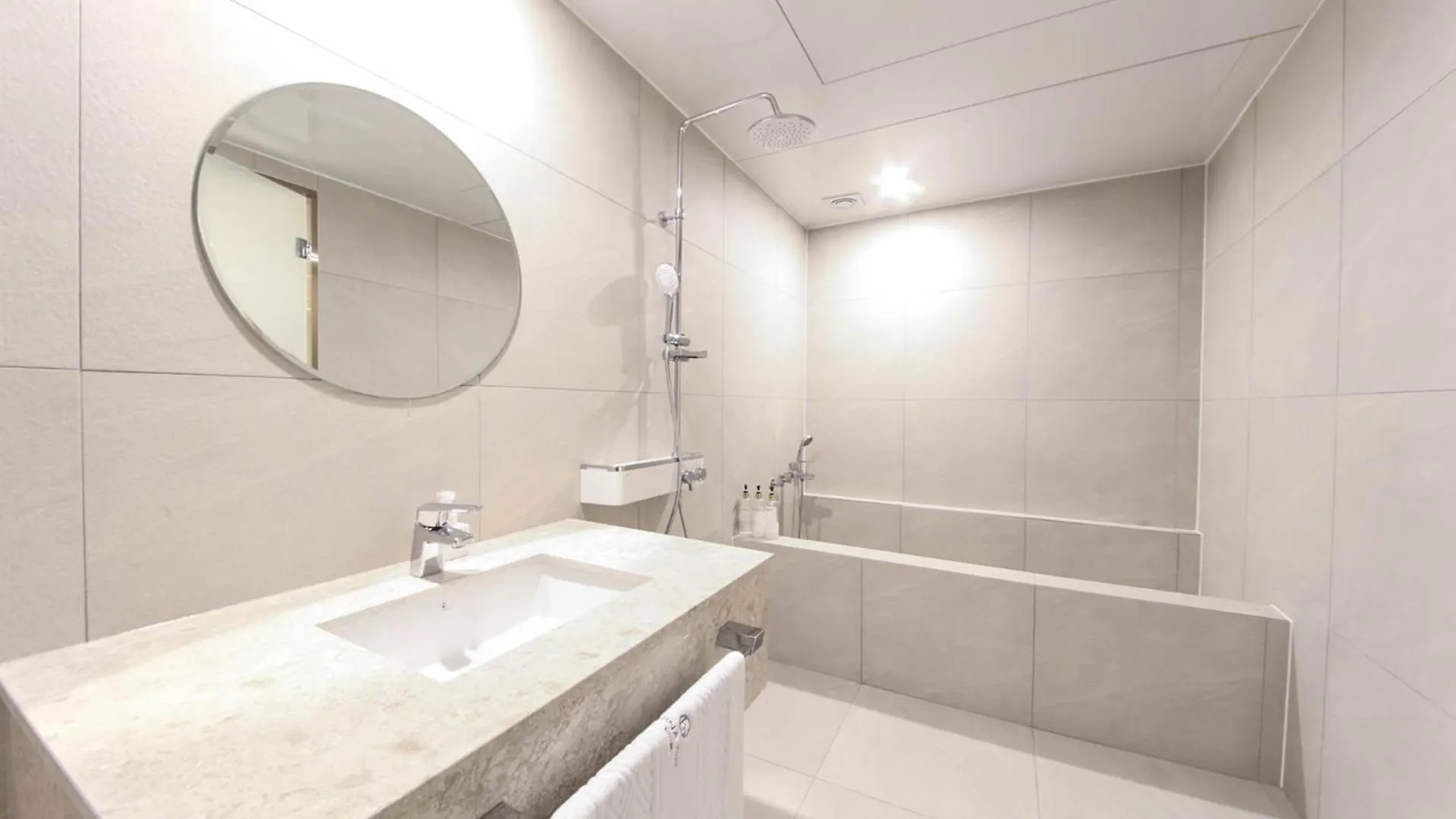 Bonatree Hotel Busan