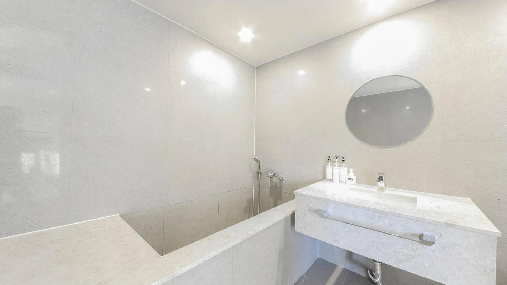 Bonatree Hotel Busan