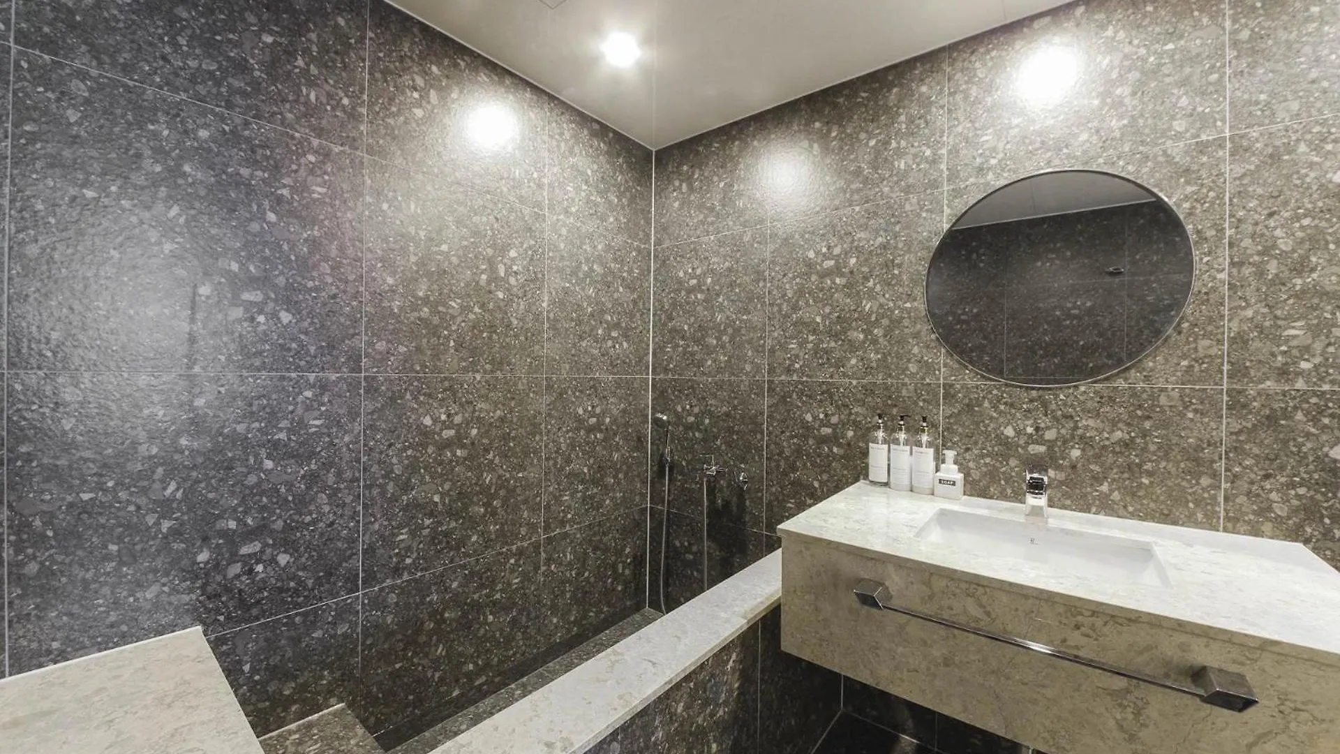 Bonatree Hotel Busan