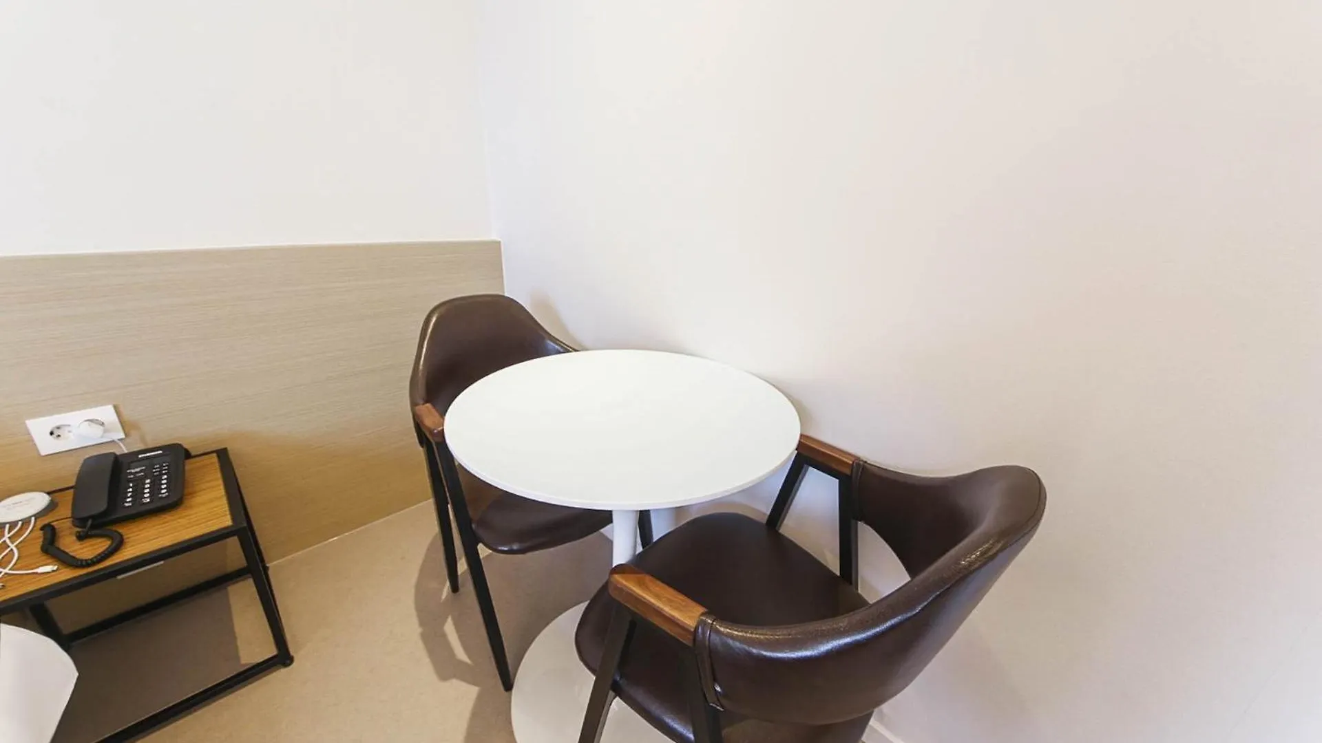 Bonatree Hotel Busan 0*,  South Korea